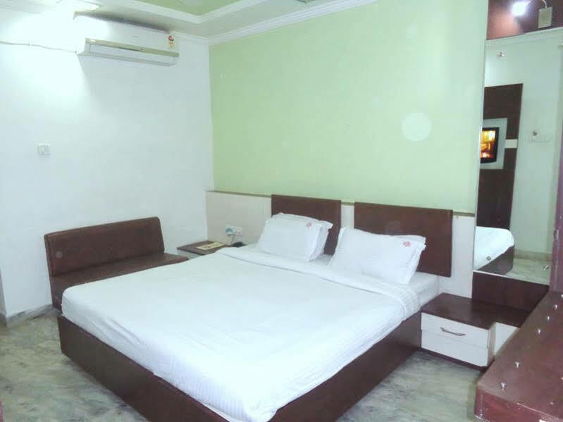 Hotel Super Collection O Mp Nagar Bhopal Exterior foto